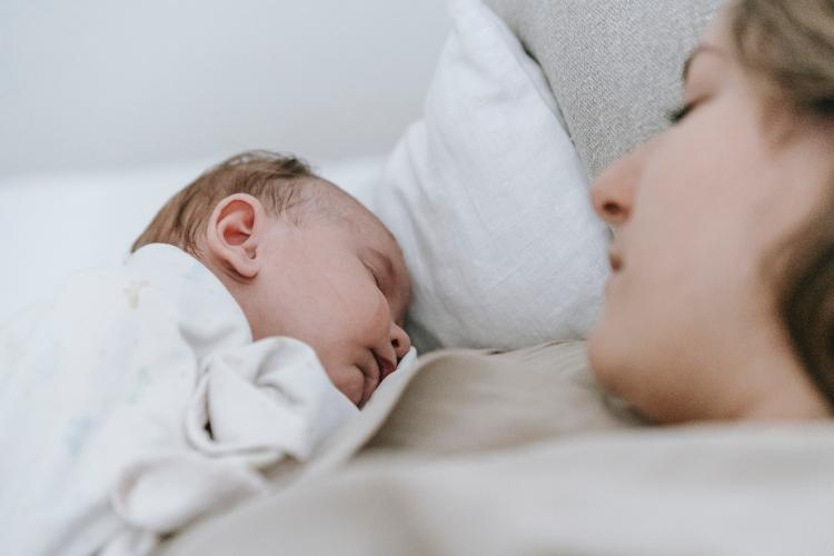 How to Get Your Baby to Sleep All Night Without Crying